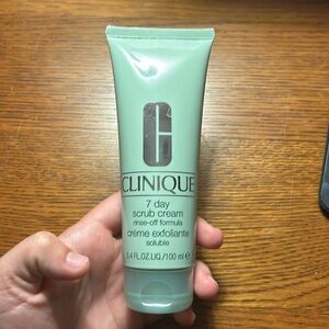 Clinique 7 day scrub cream rinse off formula
